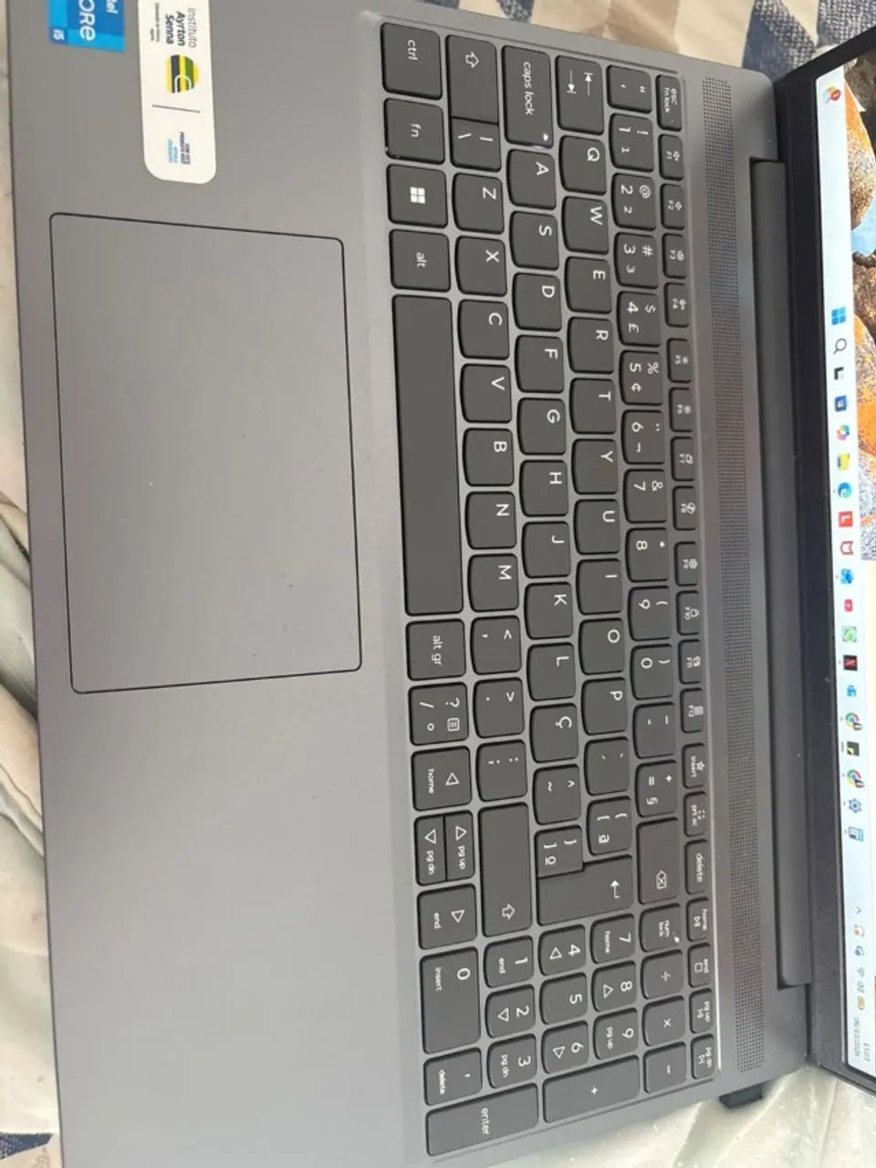 Notebook Lenovo IdeaPad Slim 3 15IRH10, com apenas 7 meses de uso, em estado impecável - Foto 2