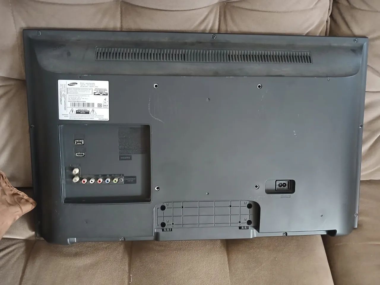 Vendo ou troco TV 32" - Foto 4