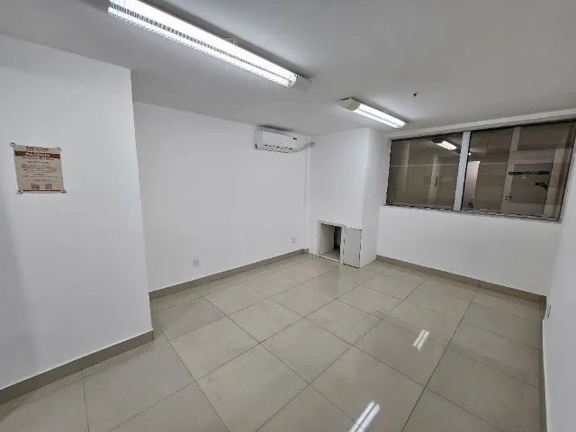 EXCELENTE SALA - CONDOMÍNIO FLEX TOWER - APROX 23M².
