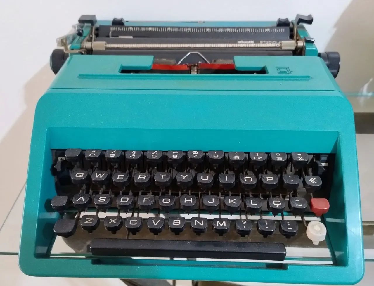 Máquina de escrever Olivetti 