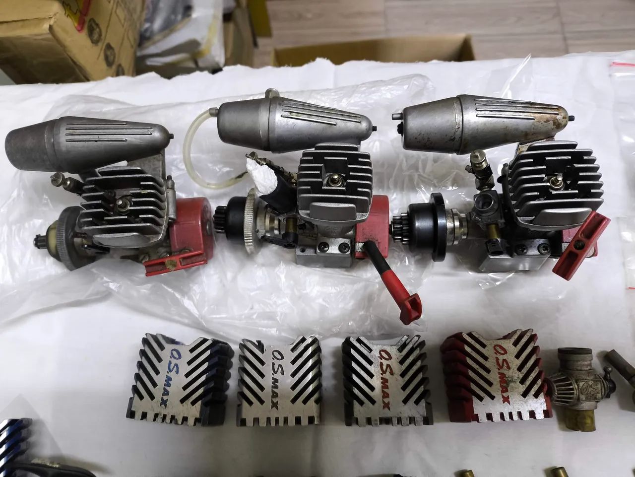 AUTOMODELO NITRO MOTORES O.S. ENGINES  MAX POWER + ACERVO DE PEÇAS - Foto 2