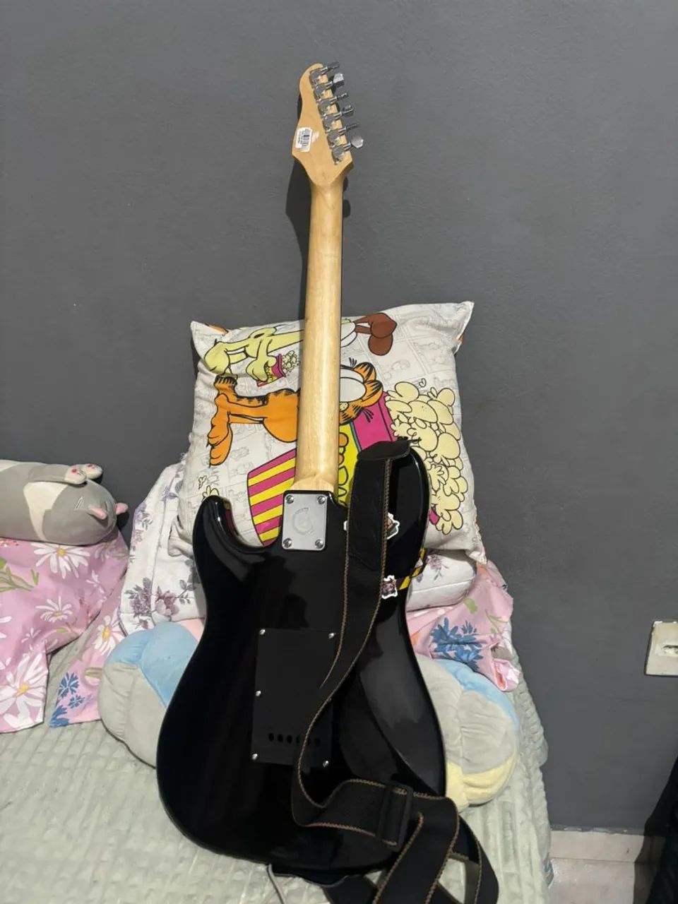 Guitarra pouco usada  - Foto 2