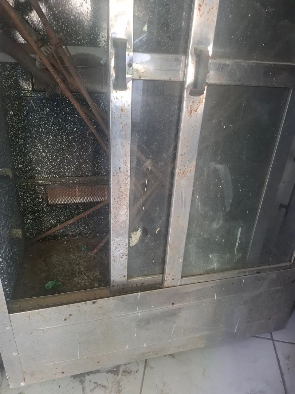 Vendo galeteira  - Foto 3