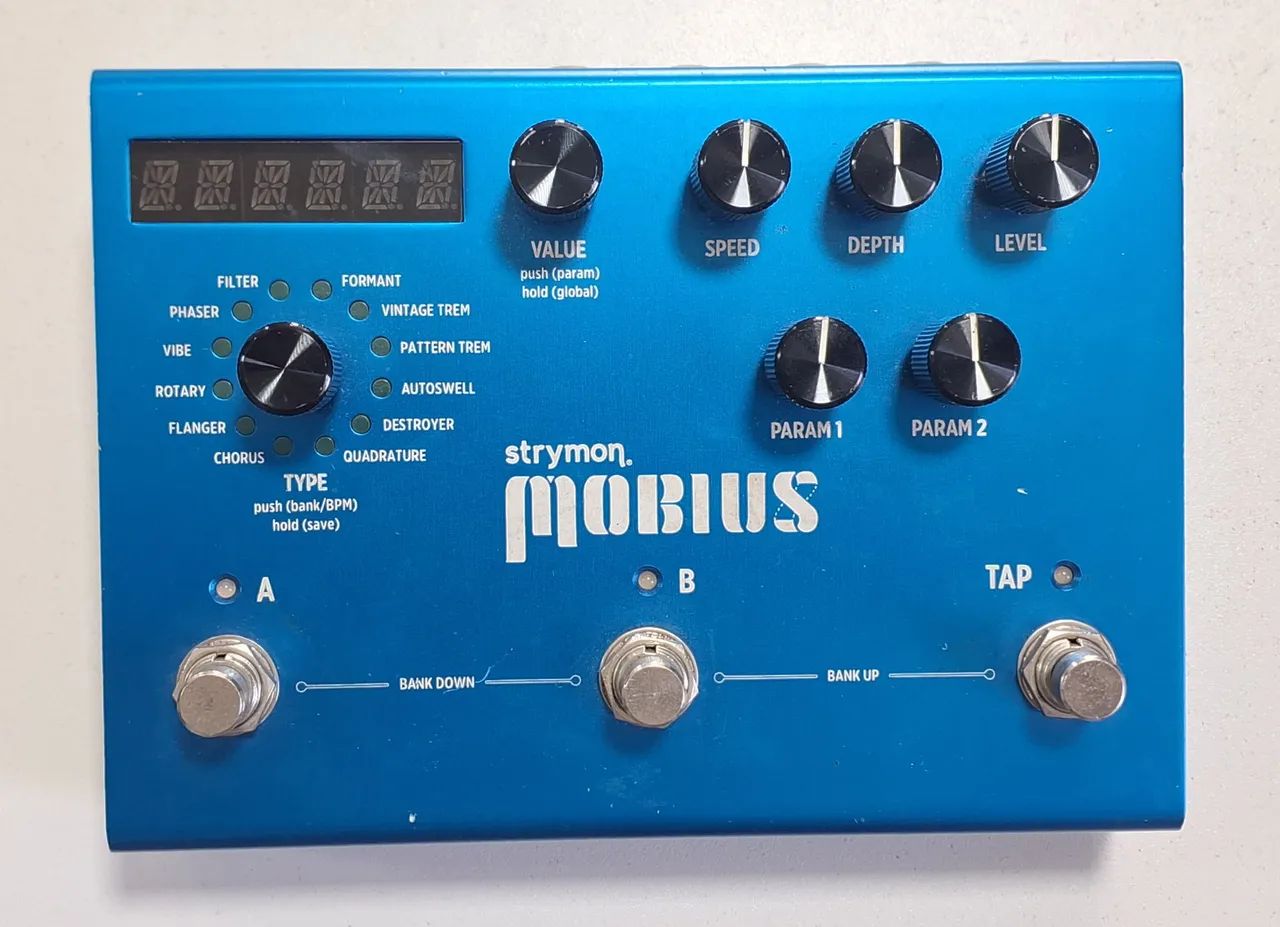 Strymon Mobius