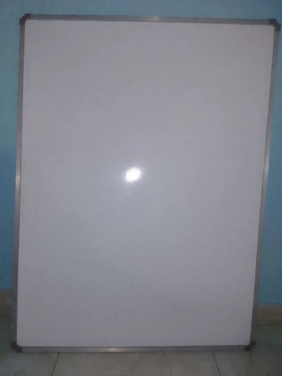 Quadro branco 120×90 seminovo