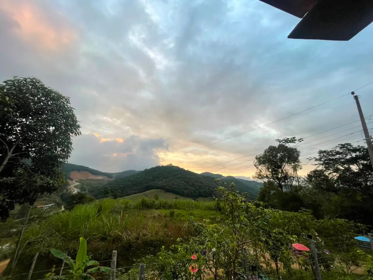 Vendo terreno em São Pedro de Alcântara