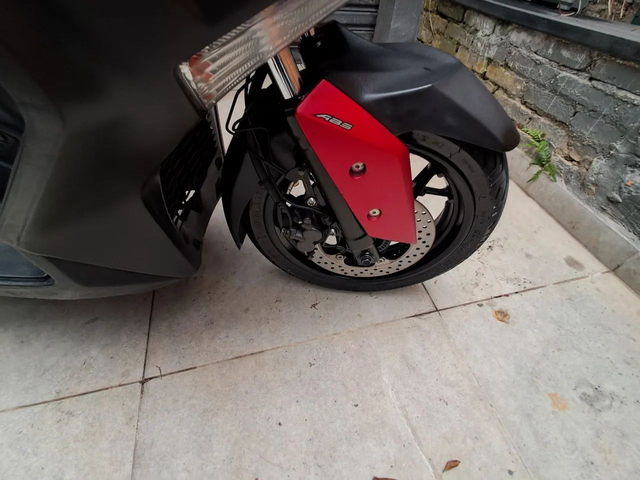 YAMAHA XMAX 250 - Foto 2