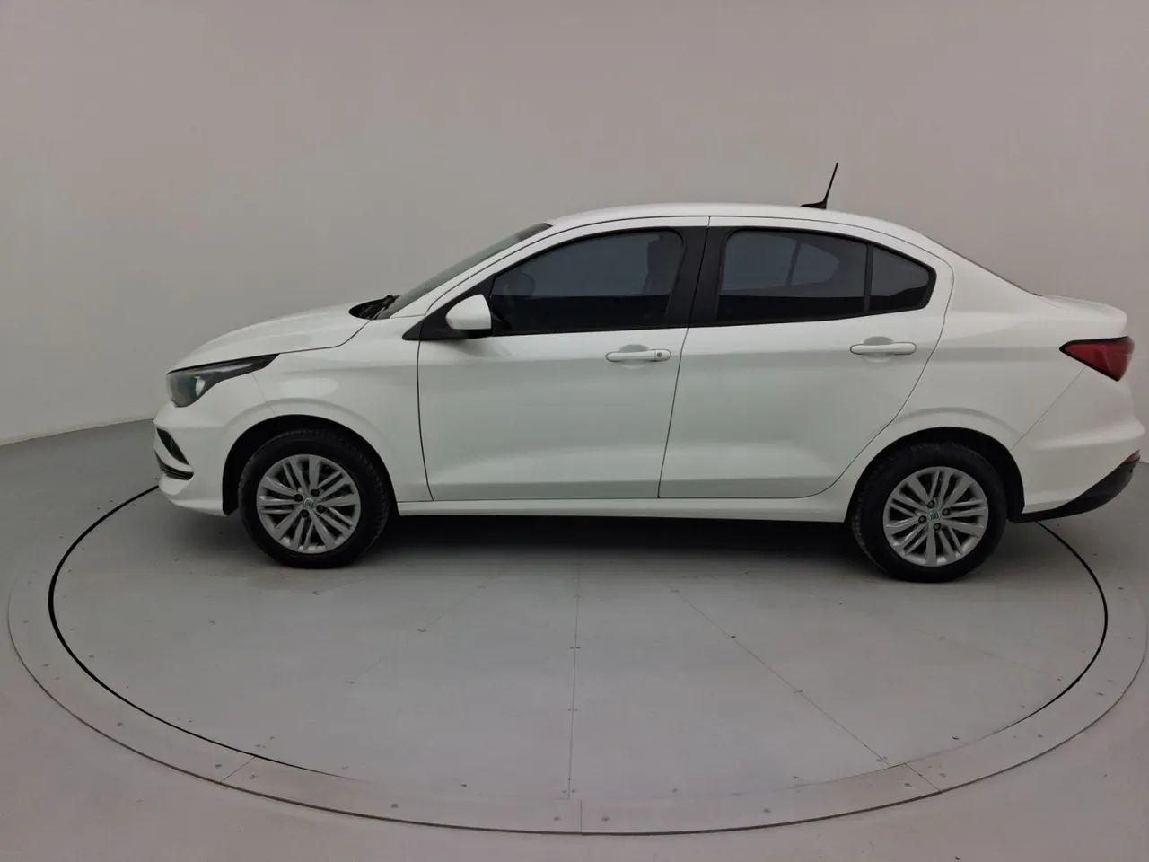 Fiat Cronos Drive 1.3 8V Flex 2023 - Foto 2