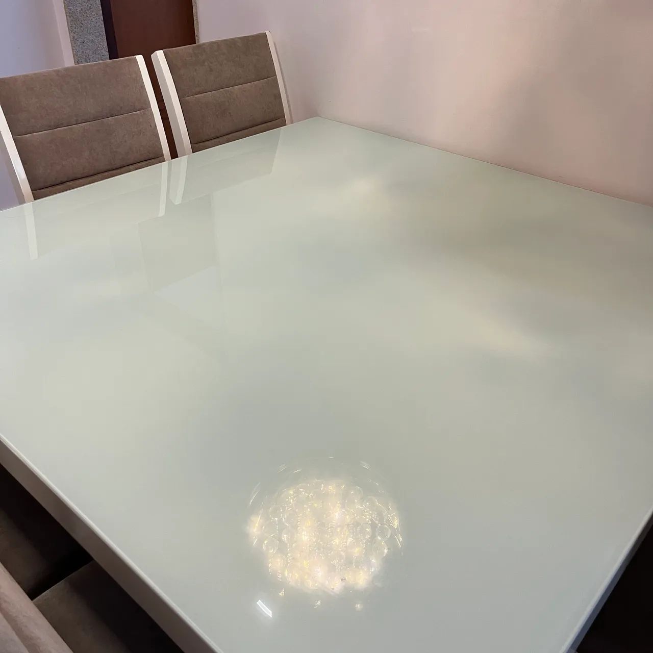 Mesa quadrada branca 