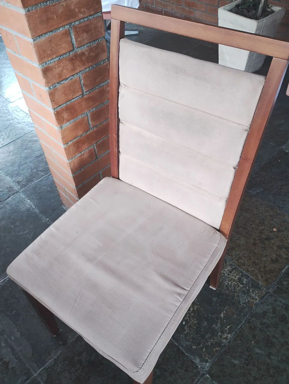Mesa retangular com 4 cadeiras. - Foto 4
