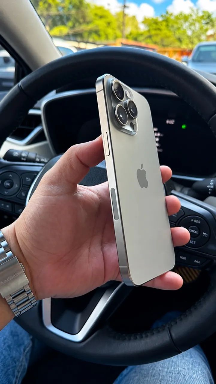 iPhone 15 pro max - Foto 2