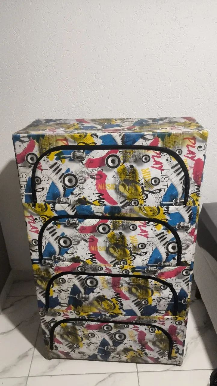 Vendo Sapateira 