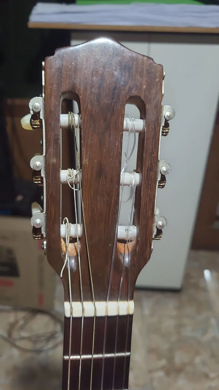 Violão Requinto com case feito a mão - Foto 3