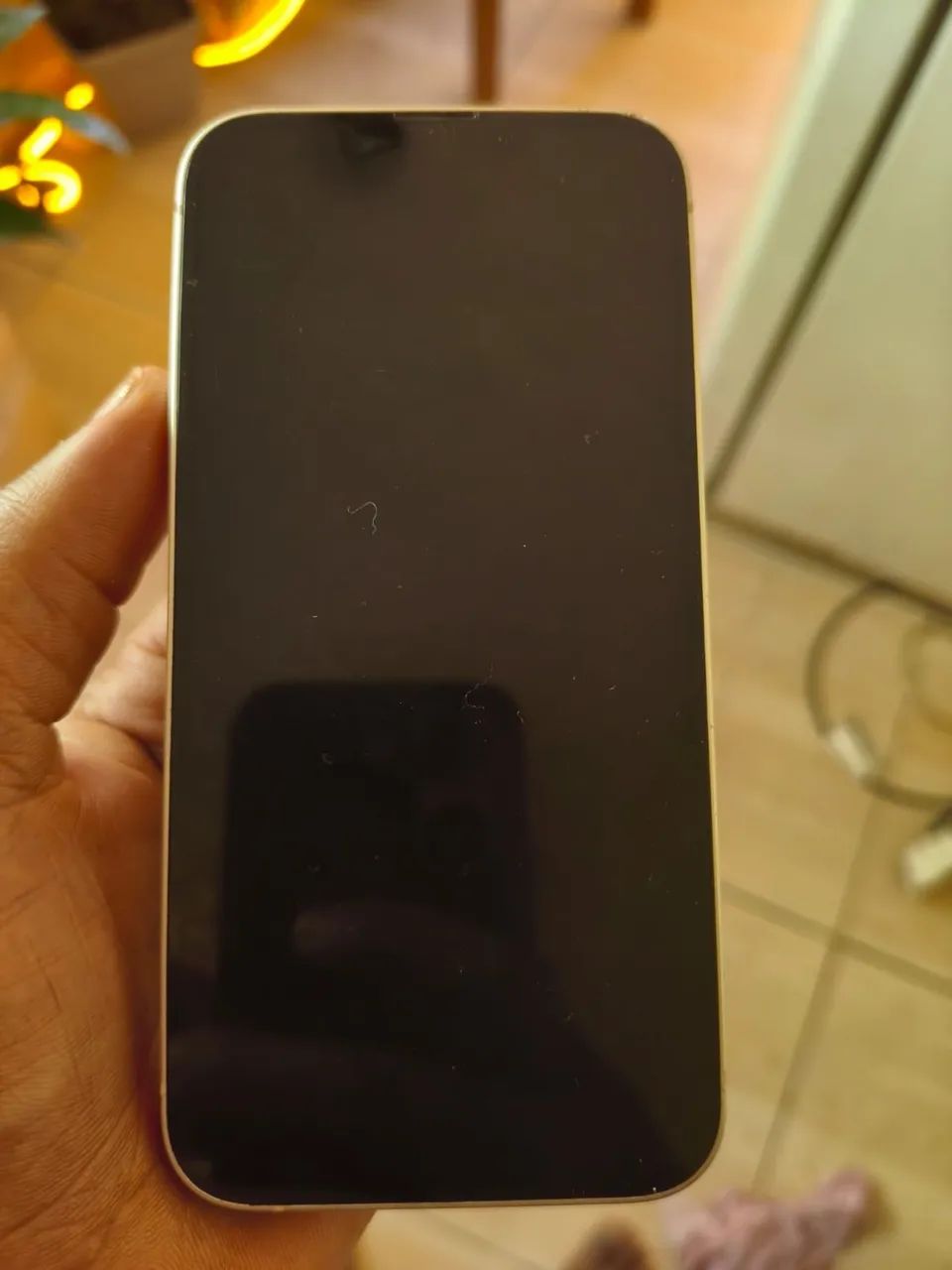 Vendo iPhone 14 de 128 g em ótimo estado! 