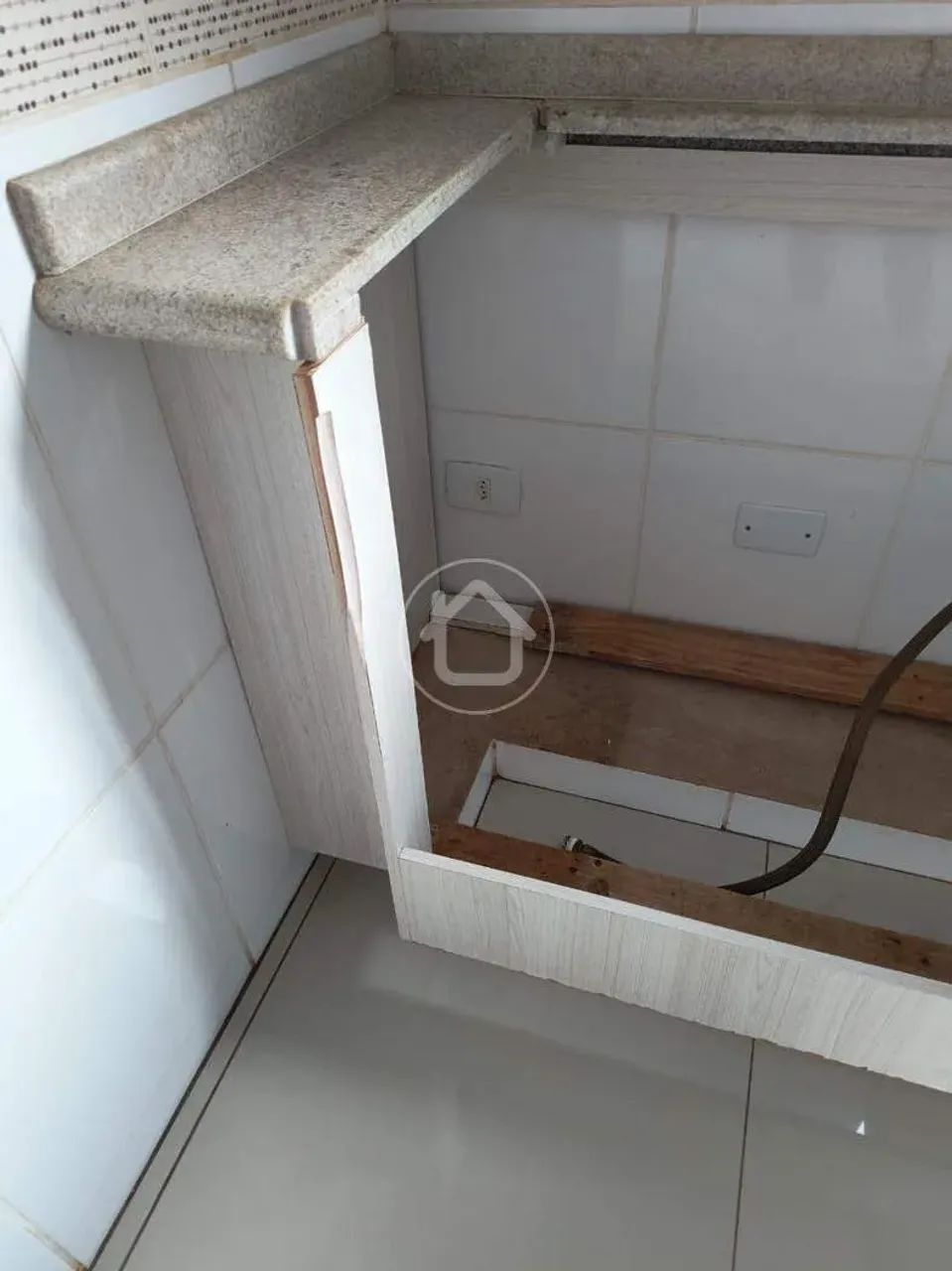 CASA COM SUITE - Foto 5
