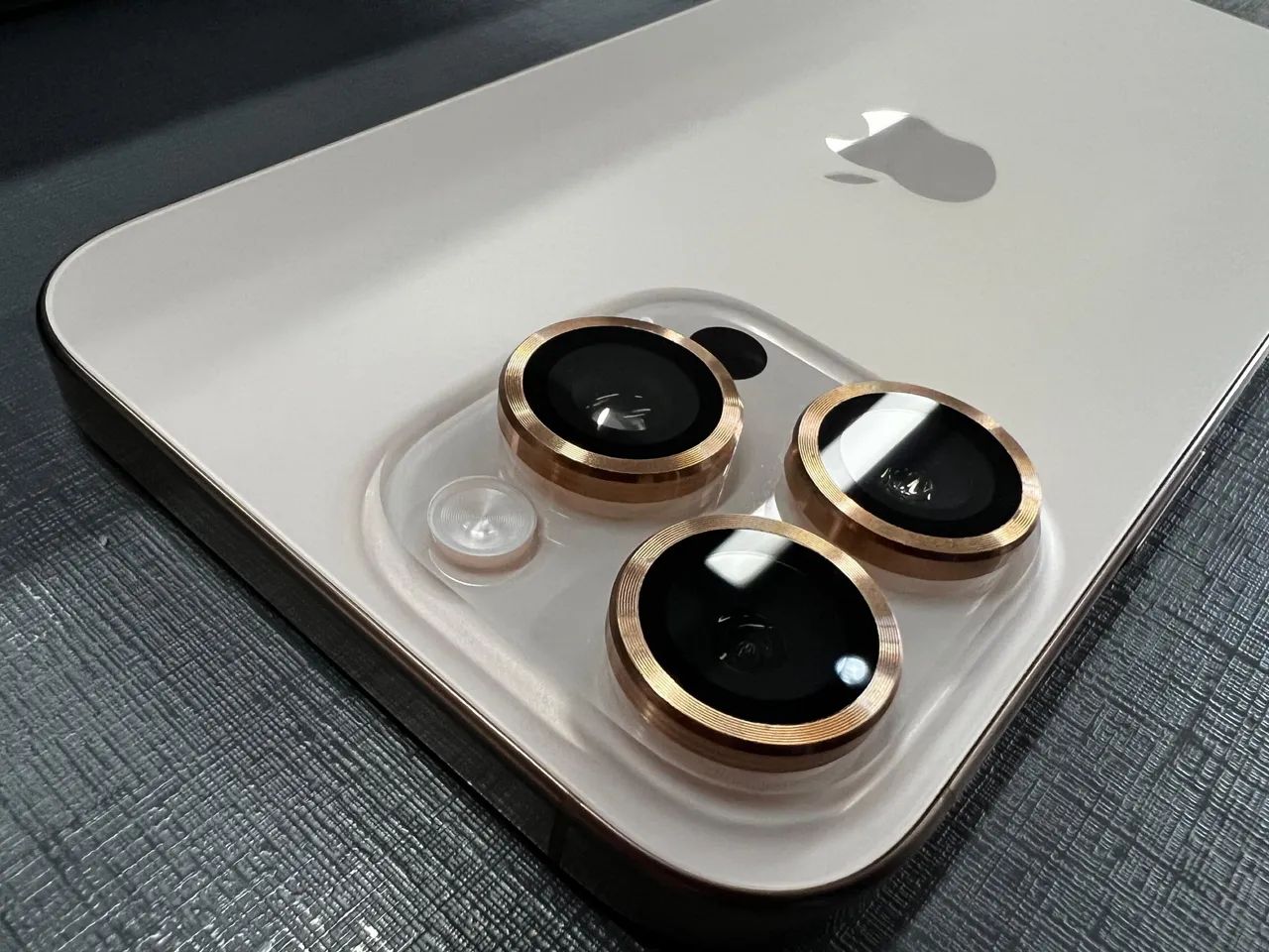 iPhone 16 Pro Max 256GB - Dourado