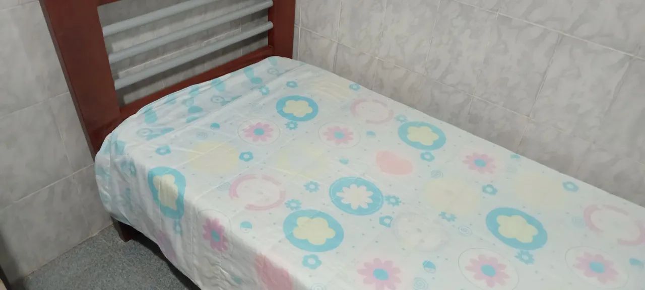 Cama de solteiro em madeira de cedro - Foto 2