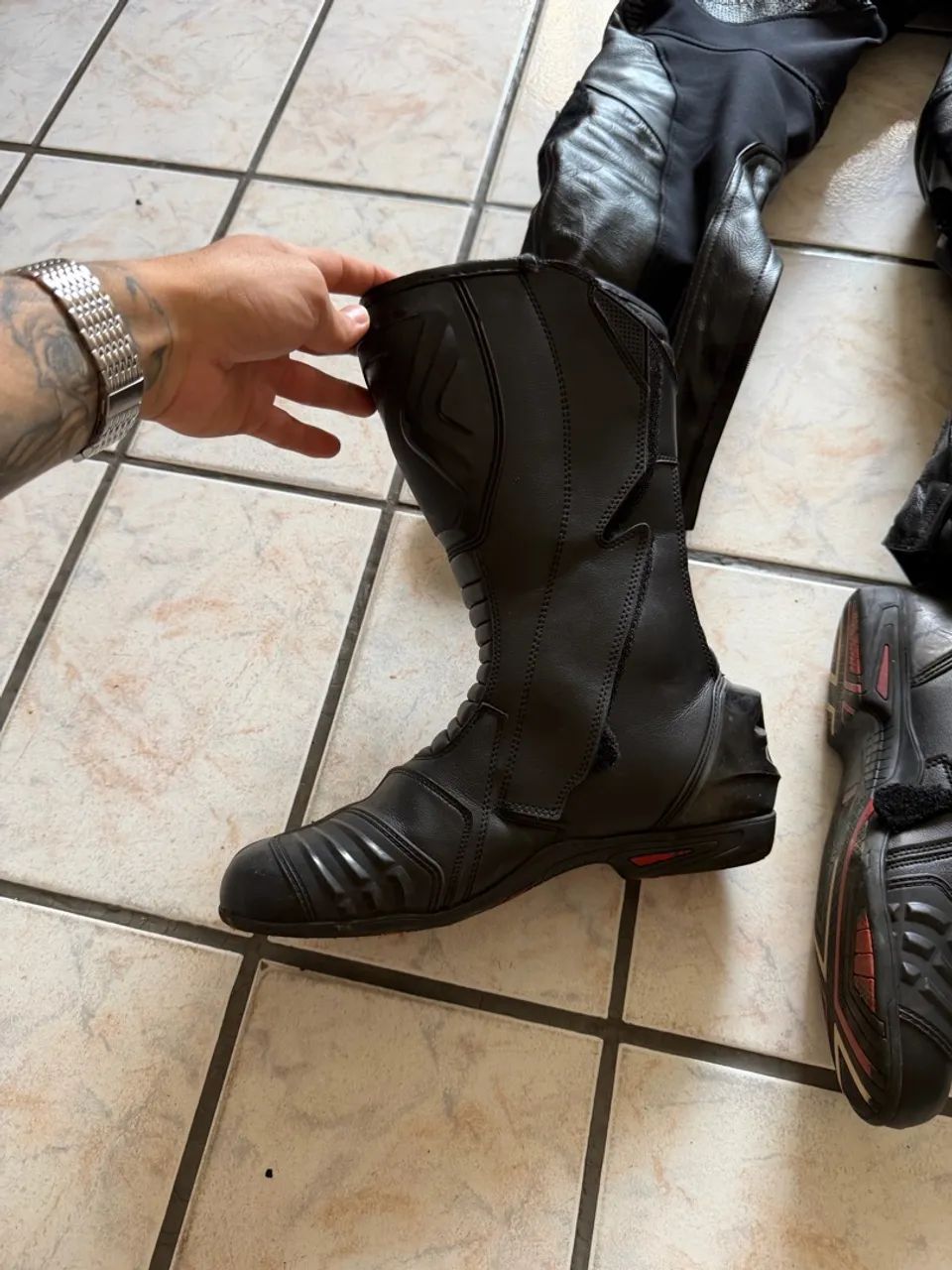 Roupa de moto profissional  completa com capacete - Foto 4
