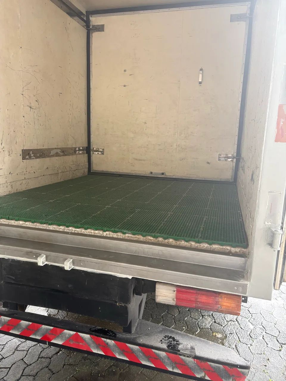 Caminhão 710  Plus  - Foto 3