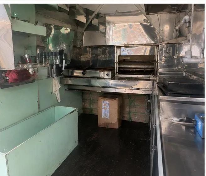 ? FOOD TRAILER COMPLETO - PRONTO PARA TRABALHAR ? - Foto 4