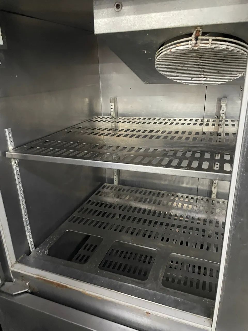 Refrigerador Macom inox 4 portas 220V - Foto 3