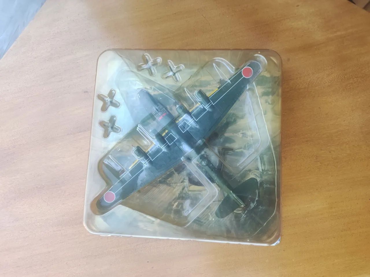 Hidro Avião em miniatura da 2 guerra. Japonês  - Foto 4