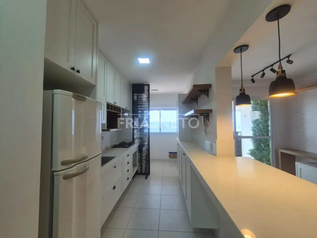 Apartamento com 02 dormitórios na Vila Independência para venda/locação
