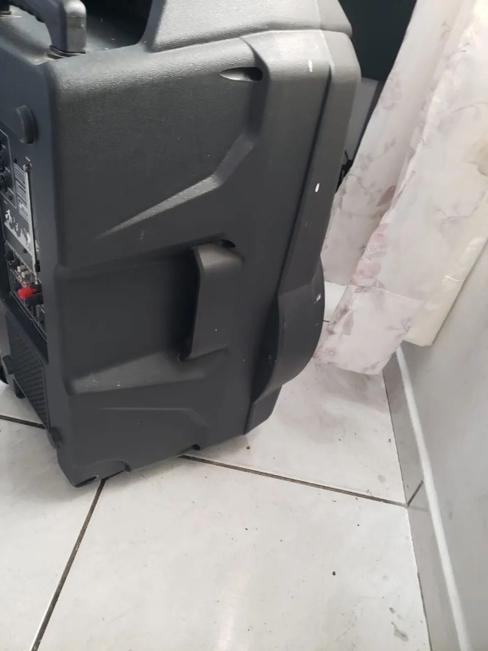 Caixa de Som Amplificada Mondial CM-700 Bluetooth (Sem Cabos)
