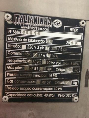 Máquina de sorvete Italianinha Hiper com bomba - Foto 3