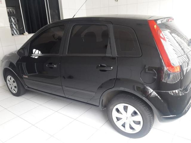 Ford Fiesta hatch class 1.6 - Foto 7