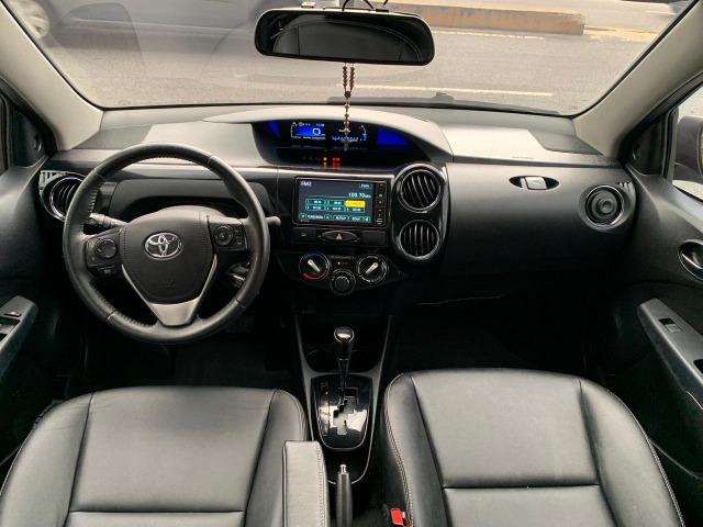 Novo Etios sedan automatico versao top de linha 2018 5 mil de entrada - Foto 2