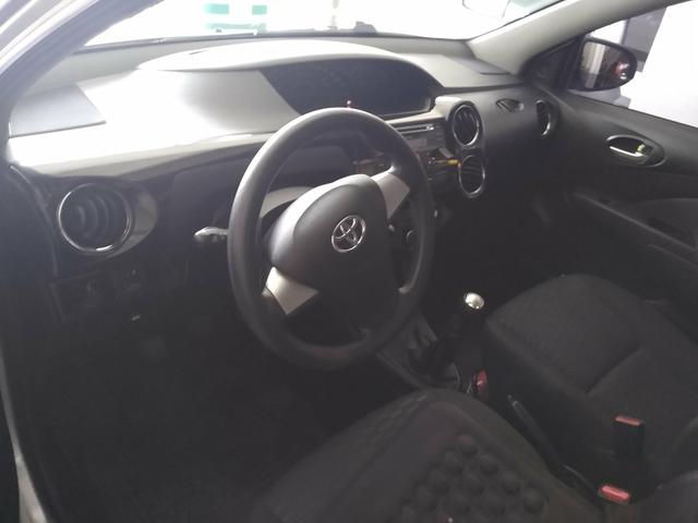Toyota Etios Muito Novo - Foto 15