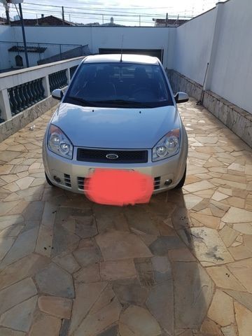 Vendo Fiesta 1.6 único dono - Foto 2