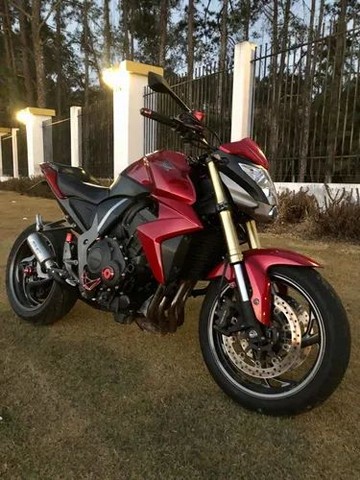 HONDA CB 1000R