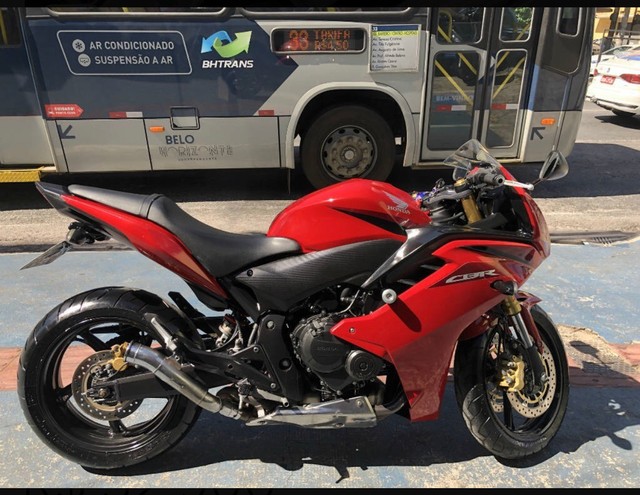 CBR 600 OPORTUNIDADE