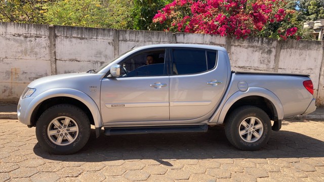 L200 TRITON IMPECÁVEL