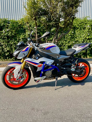 BMW S1000R