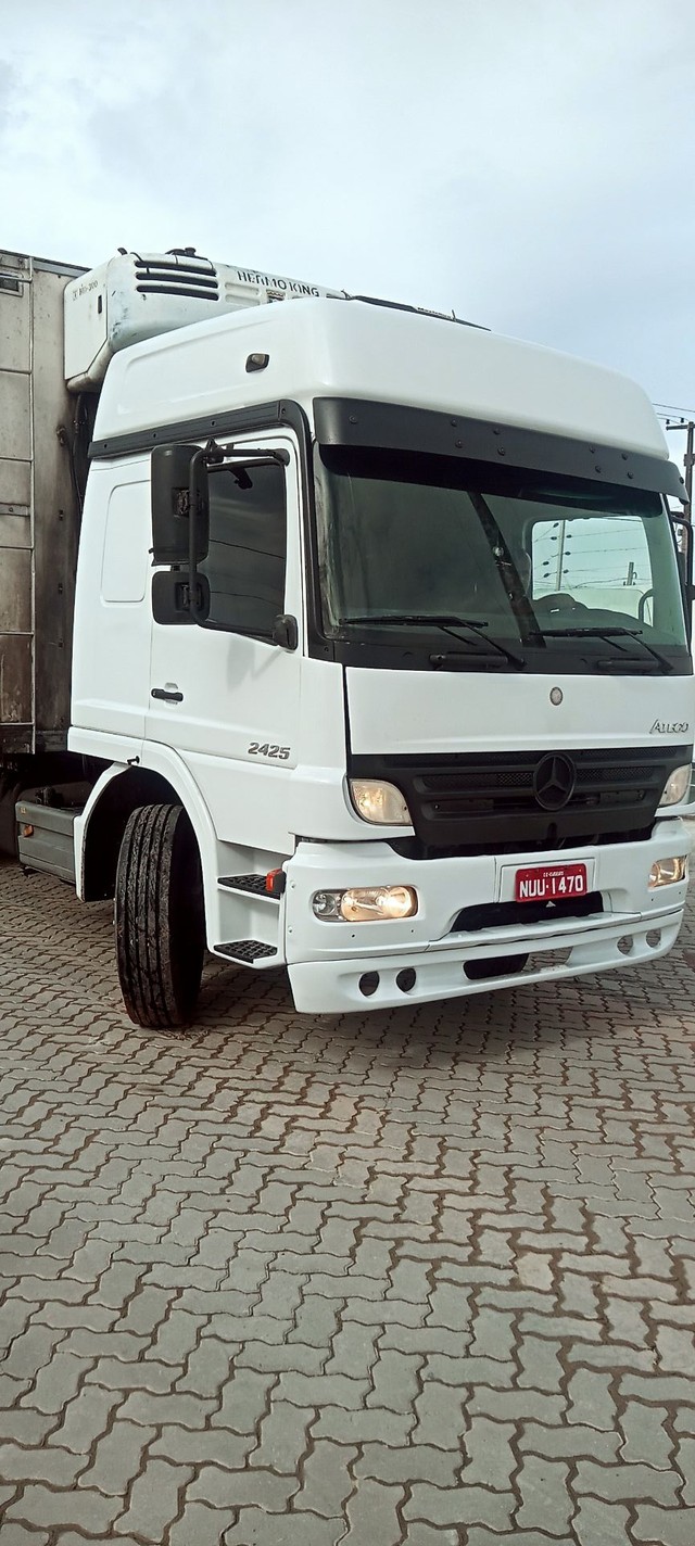 Truck frigorifico Gancheira 