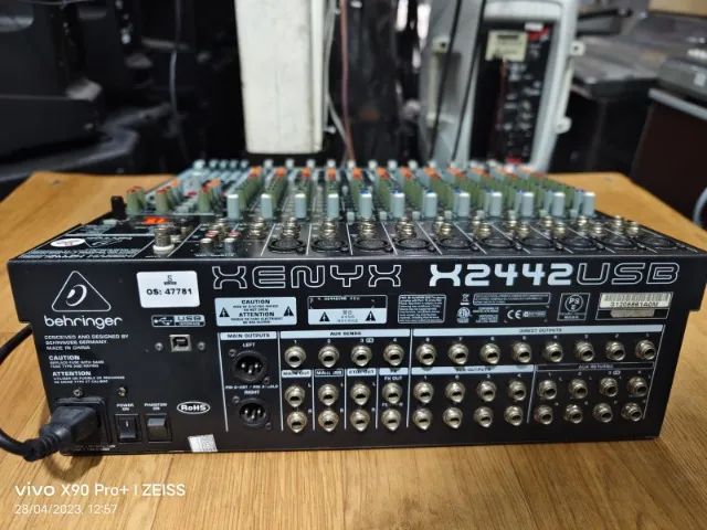 Mesa Behringer Xenyx X2442usb Excelente E Funcionando 100%!! - Foto 5