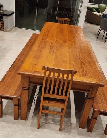 Mesa 3,00 mts X 1,00 m com 02 bancos e 02 cadeiras tudo em madeira maciça Peroba rosa - Foto 6