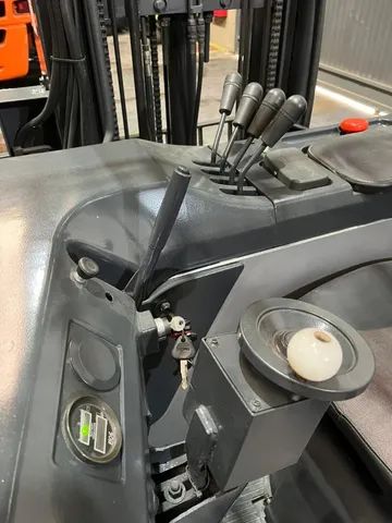 Empilhadeira Elétrica Retrátil Toyota, FBRE20, Capacidade 2.000Kg - Foto 5