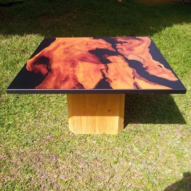 Mesa de jantar em madeira resina  - Foto 3