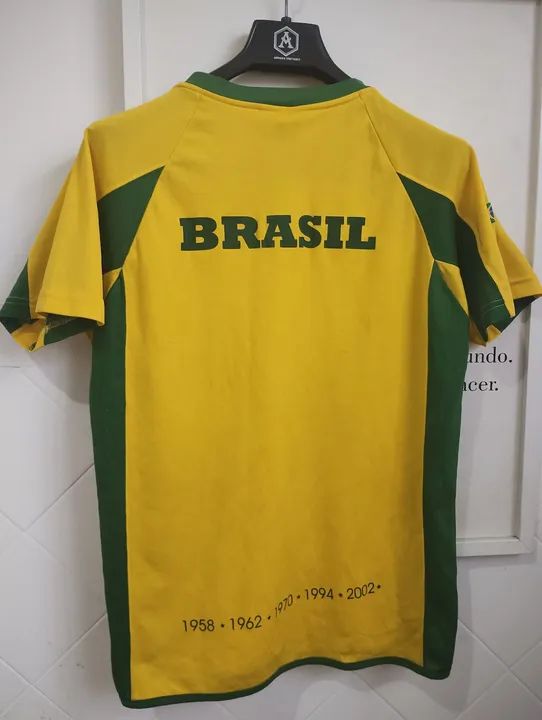 camisa Brasil oficial copa 2006 em bom estado  - Foto 3
