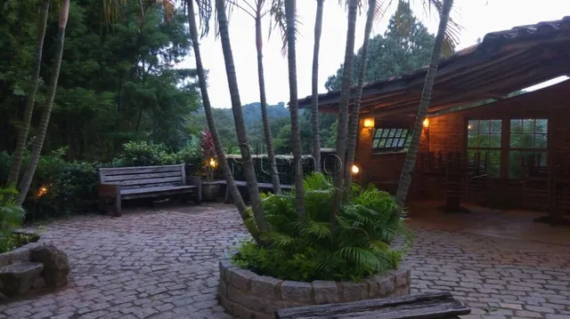 Chácara para venda e locação com 2 quartos na Cachoeira, Vinhedo.