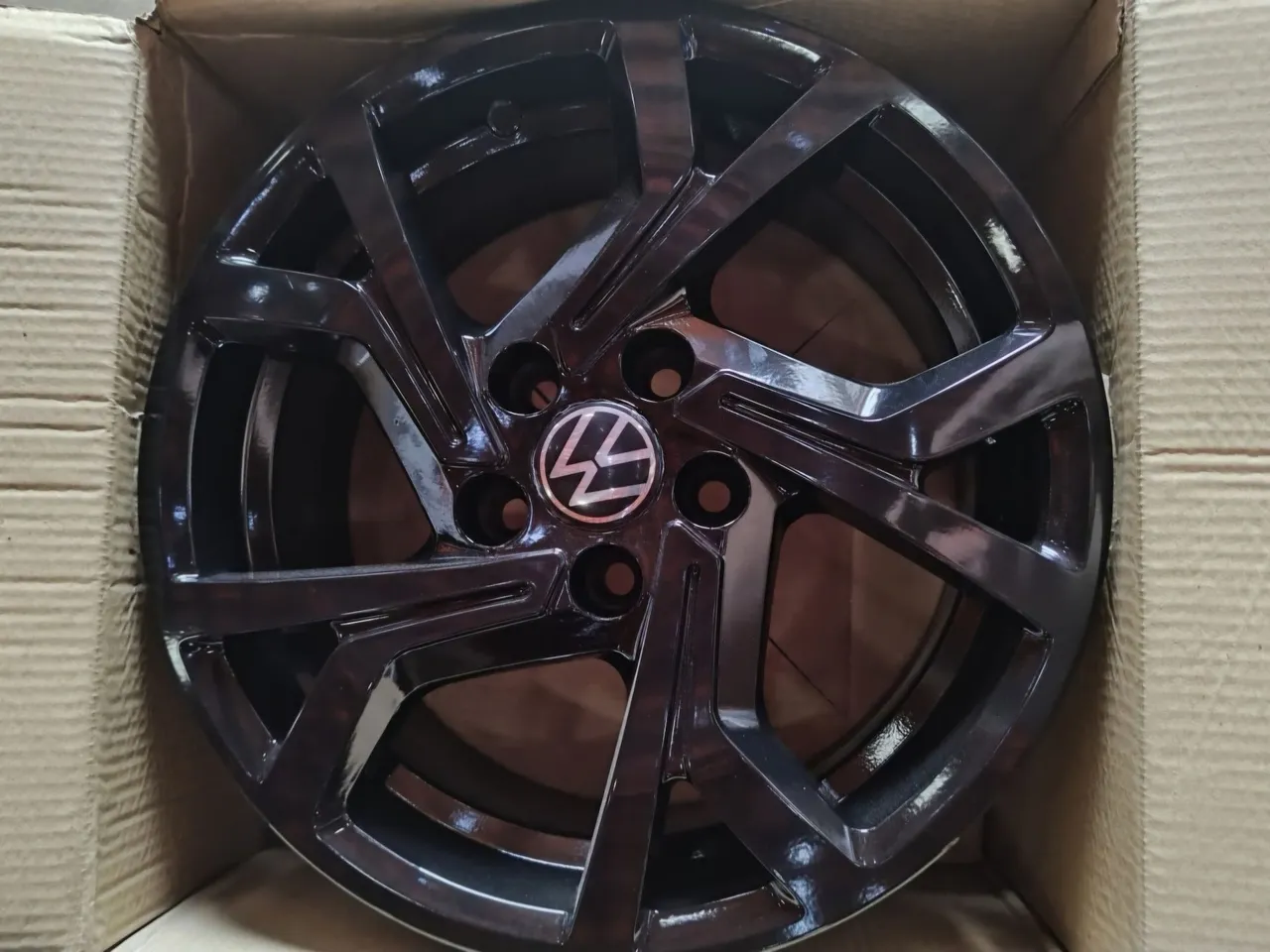Promoção Rodas Aro 15 Polo GTi 5x100 Novas( ACEITO CREDISHOP)