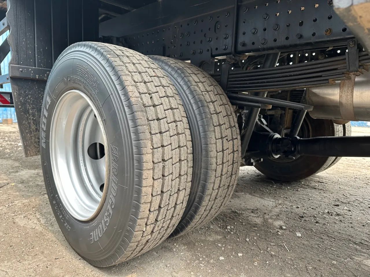 Vw 11180 2022 4x4 traçado carroceria offroad  - Foto 7