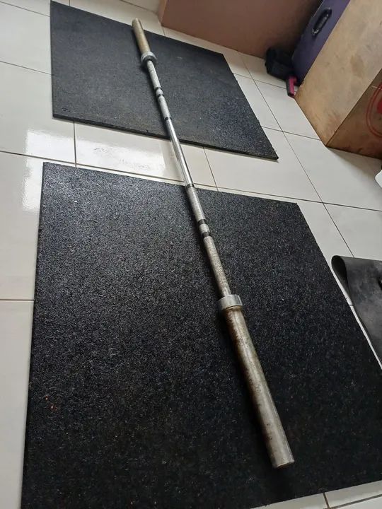 Barra olimpica 15kg com 100kg de anilha Academia e Exercícios