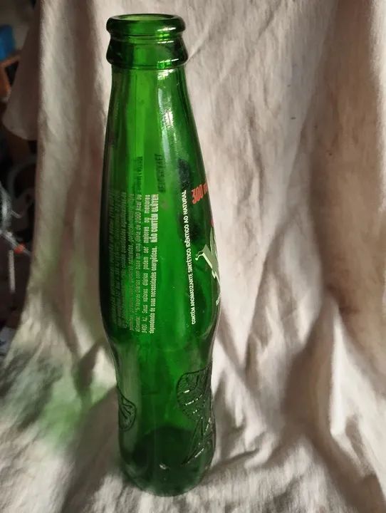 Garrafa de Refrigerante antigas Kuat vidro  - Foto 5