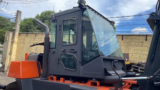 Empilhadeira Doosan, D110S-5, capacidade 11.000Kg, torre padrão 5.000mm - Foto 3