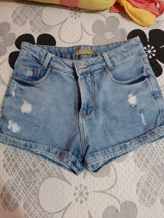 Short jeans